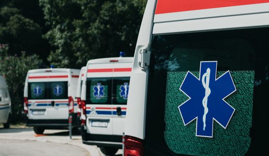 白河救护车转运病人过路高速收费吗?